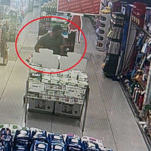 Sigara çantasını doldurdu, DOA sırasına girip bekledi: 440 paket sigarayla...