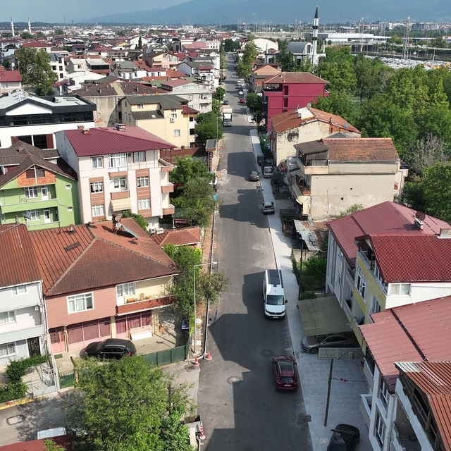 Kartepe'de 27 cadde ve sokak yenilendi