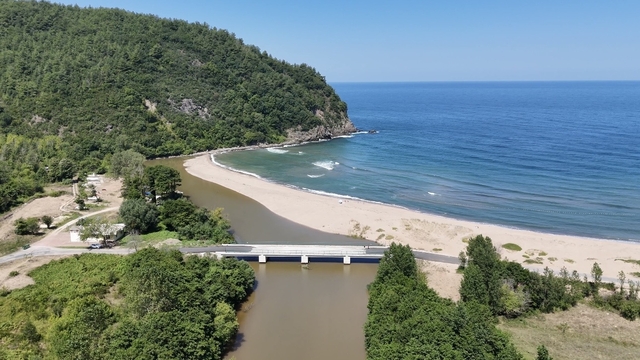 Göçkündemirci Plajı dronla görüntülendi