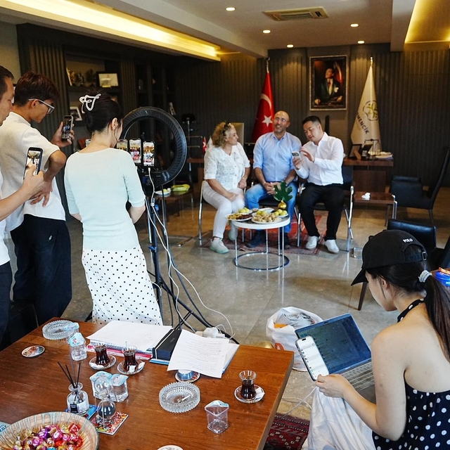 Başkan Zencirci, Çinli tanıtım elçilerini ağırladı
Germencik İnciri Çin'de...