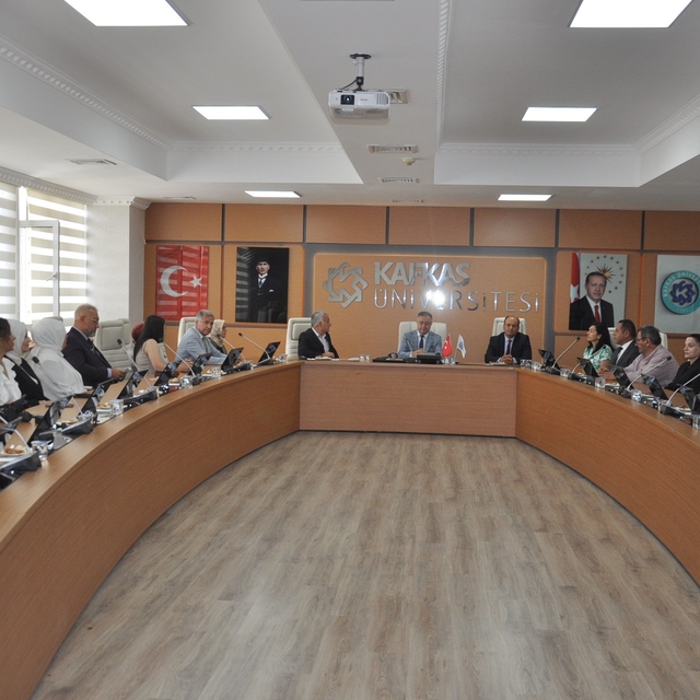 Kafkas Üniversitesi ile Türkiye Beyazay Derneği arasında "Engelsiz Üniversi...