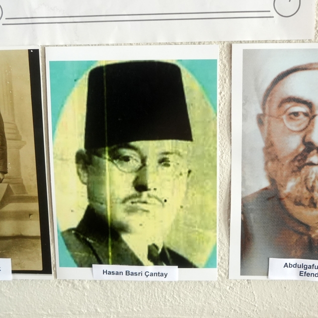 Balıkesir'in ilk milletvekilleri önce yemin etti sonra resmi izinle cepheye...