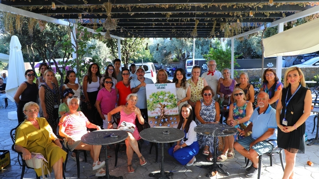 Bodrum'da emeklilere hem dijital hem psikolojik destek