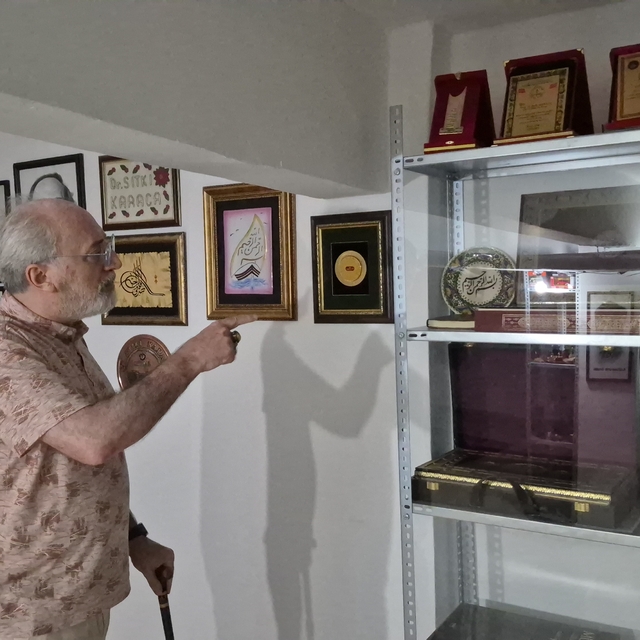49 ülke ve 80 şehir gezerek yarım asırdır tarihi eser topluyor
Dr. Sıtkı Ka...