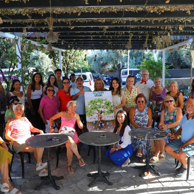 Bodrum'da emeklilere hem dijital hem psikolojik destek