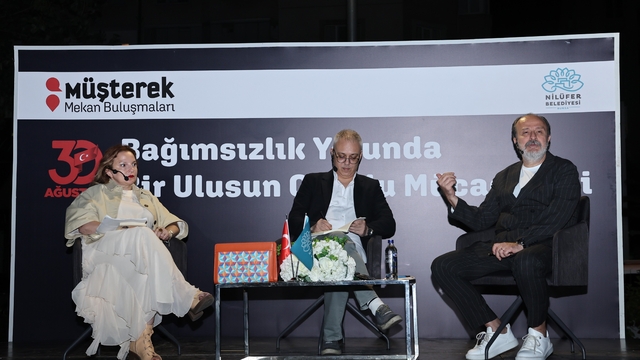 Müşterek Mekan'da bağımsızlık ve Cumhuriyet söyleşisi