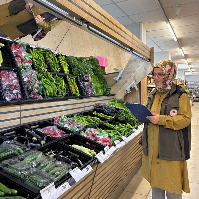 Karapınar'da marketlerde tarımsal ürün fiyatları denetlendi