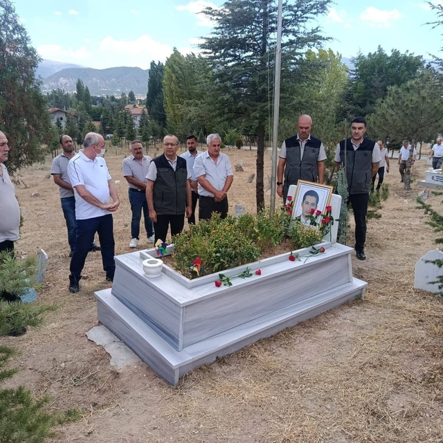 Kütahya'da Şehit Orman İşletme Şefi Murat Yıldırım, vefatının yıl dönümünde...