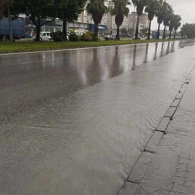 Samsun'da sağanak etkili oldu