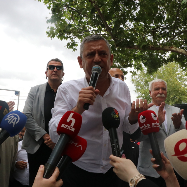 Özgür Özel: Kısır çekişmelere girmek yerine milletin ekmek kavgasını verece...