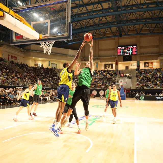 Hazırlık maçı: Körfez Basket: 82 - Fenerbahçe: 70
