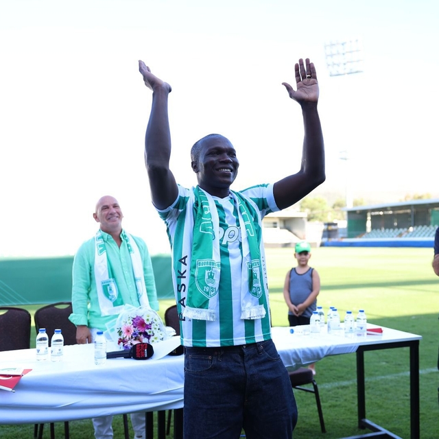 Bodrum FK'da Vincent Aboubakar'a coşkulu imza töreni