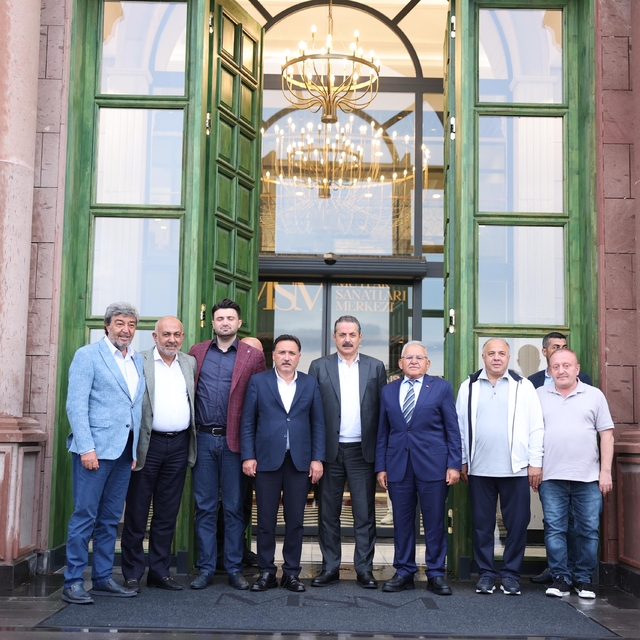 Kayserispor, Bursaspor yönetimini ağırladı