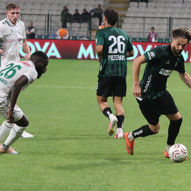 Trendyol Süper Lig: Konyaspor: 1 - Kocaelispor: 2 (Maç sonucu)