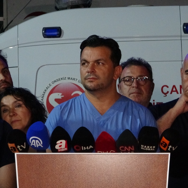 Çanakkale'de kalp krizi geçiren Cem Yılmaz anjiyo oldu, 2 gün hastanede kal...