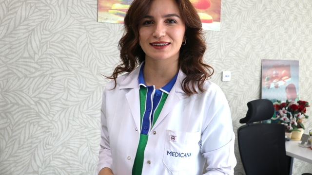 Bu sakız doğru çiğnendiğinde kilo verdiriyor
Uzmanı açıkladı: Sandaloz sakızı tokluk hissini artırarak zayıflamaya destek oluyor