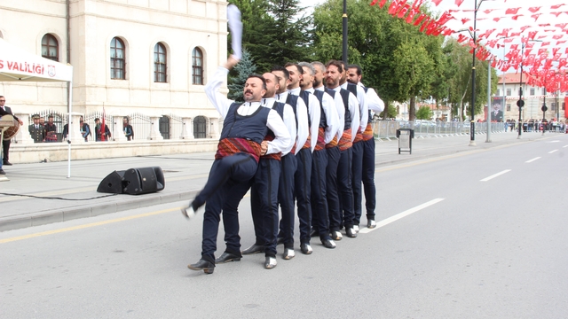 30 Ağustos Zafer Bayramı coşkusu Sivas'ta hissedildi