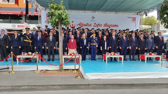 Batman'da 30 Ağustos Zafer Bayramı coşkuyla kutlandı