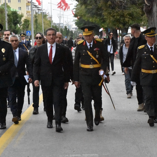 Vali Aydın Baruş: "30 Ağustos, milletimizin eşsiz fedakârlık ve kahramanlığ...