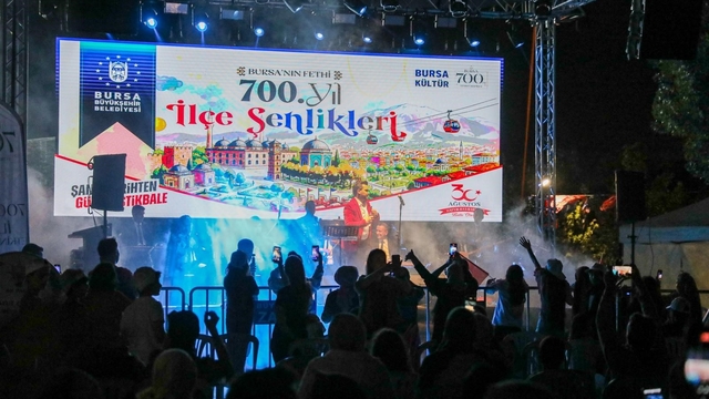 Bursa'da fetih gururu zafer coşkusuyla birleşti