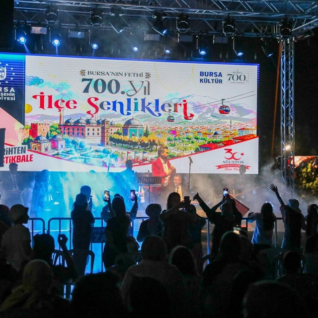 Bursa'da fetih gururu zafer coşkusuyla birleşti