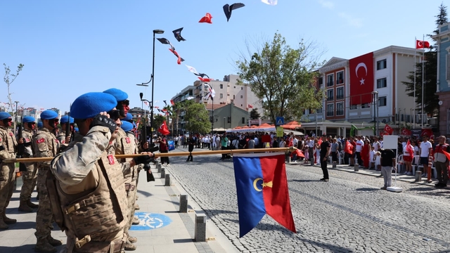 Çanakkale'de 30 Ağustos Zafer Bayramı coşkuyla kutlandı