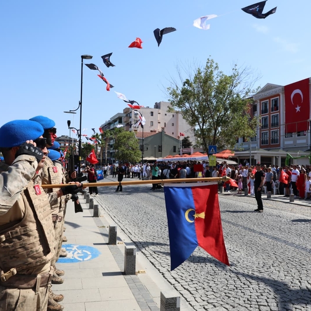 Çanakkale'de 30 Ağustos Zafer Bayramı coşkuyla kutlandı