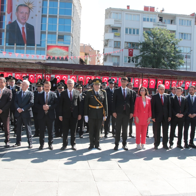 Uşak'ta 30 Ağustos Zafer Bayramı coşkuyla kutlandı
