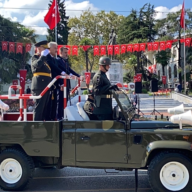 Bursa'da 30 Ağustos Zafer Bayramı coşkuyla kutlandı