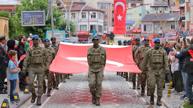 Bayburt'ta 30 Ağustos Zafer Bayramı coşkuyla kutlandı