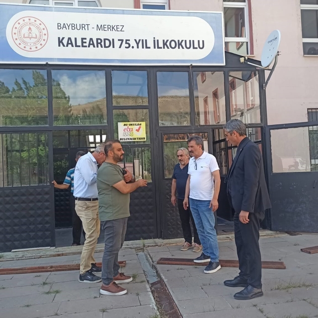 Bayburt'ta eğitim öğretim hazırlıkları tamamlanan okullarda inceleme yapıld...