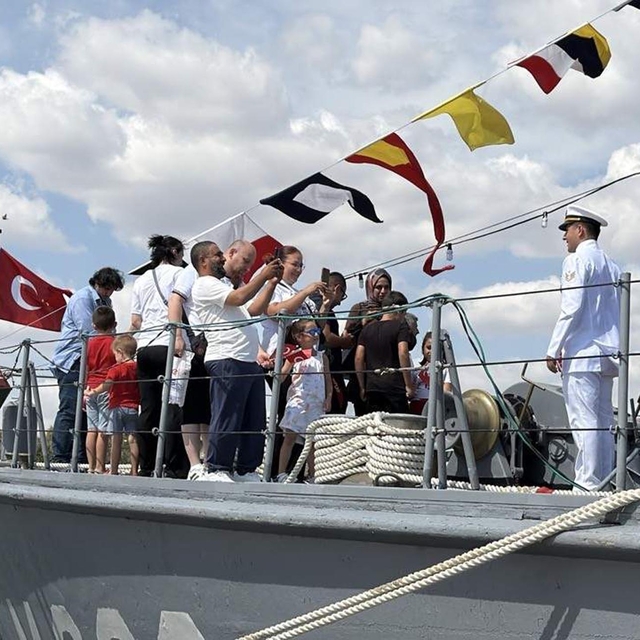 'TCG Enez' gemisi, Tekirdağ'da ziyarete açıldı