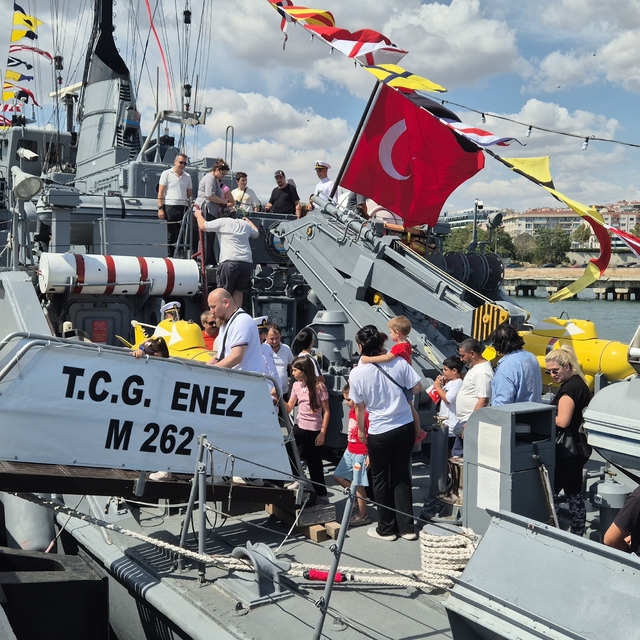 Mayın avlama gemisi Tekirdağ'da