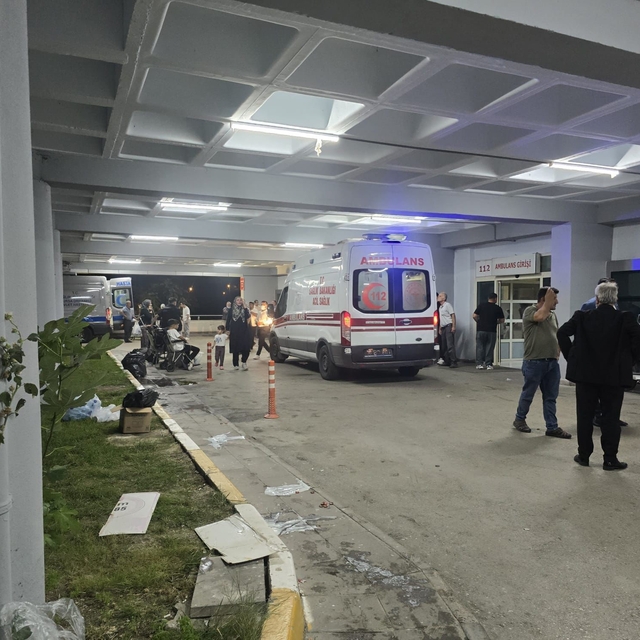 Bursa'da düğün yemeği sonrası rahatsızlanan 50 kişi hastanelik oldu