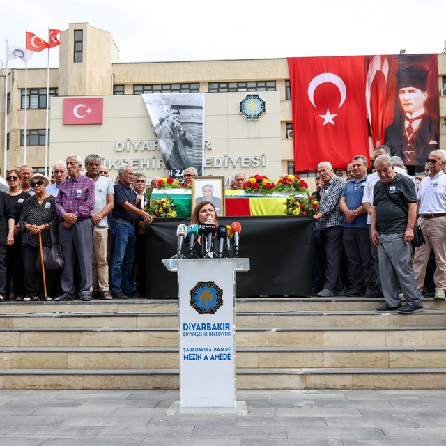 Mehdi Zana için tören düzenlendi