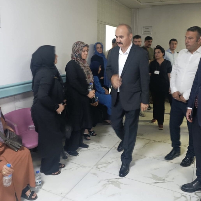 Batman'da spor salonunda yangın: 2 ölü, 10 yaralı (4)