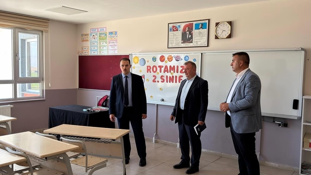 Demirözü'nde okullar yeni döneme hazırlanıyor