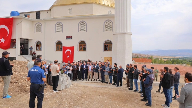 Aydıntepe'de Hacı Abdullah Erdoğan Camii ibadete açıldı
