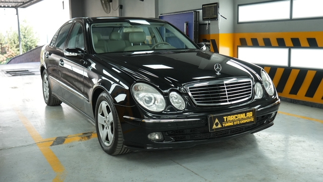 Otomobil diye bindiği Mercedes beyaz eşya çıktı
e-Devlet'e öylesine girmişti, tesadüfen öğrendiği gerçekle hayatının şokunu yaşadı