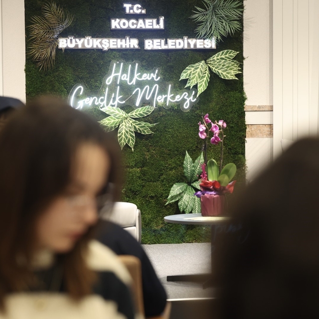 İzmit Halkevi Gençlik Merkezi'nde 3. sezon heyecanı