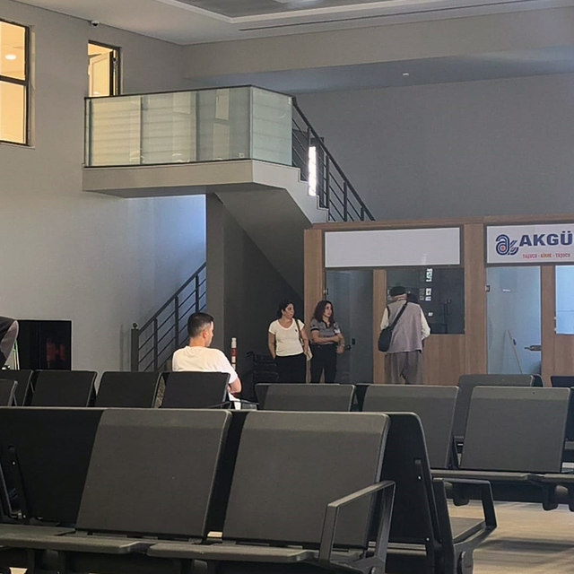 Taşucu Limanı'nda bekleyiş sürüyor