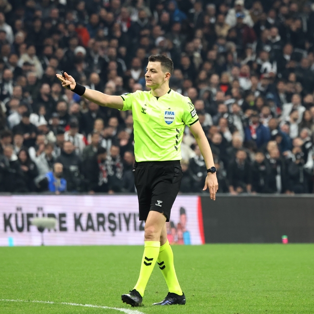 Karagümrük- Kayserispor maçını Ozan Ergün yönetecek