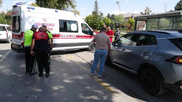 Malatya'da otomobil ile motosiklet çarpıştı: 1 yaralı