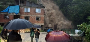 Giresun'da sağanak 2,2 milyon liralık hasara neden oldu; dere taşması kamer...