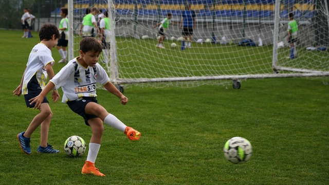 Kastamonu'da 120 çocuk yaz tatilini futbol okulunda değerlendirdi
