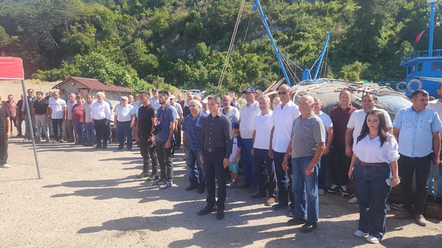 Kastamonu'da balıkçılar gece başlayacak balık sezonu için "Vira bismillah" dedi