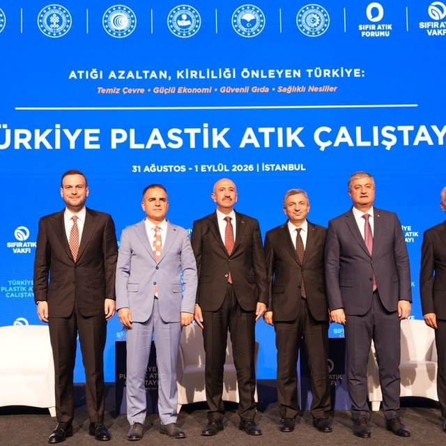 Muğla Valisi Akbıyık, Türkiye plastik atık çalıştayı'nda "Muğla modeli"ni a...