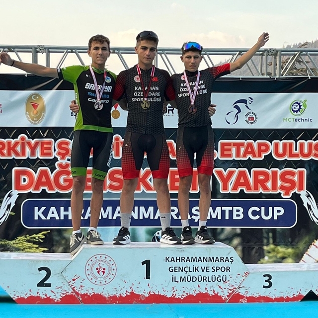 Sakaryalı sporcular 3 ayrı branştan madalyalarla döndü