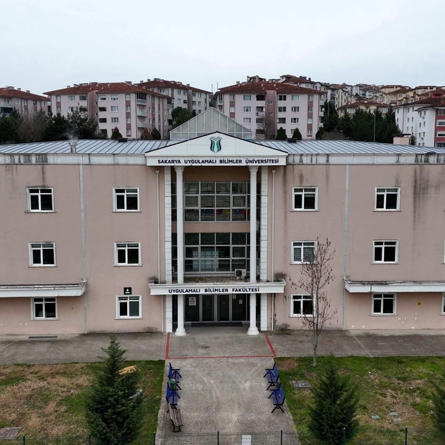 SUBÜ'de fakültenin ismi değiştirildi