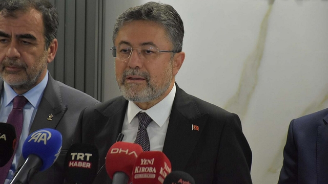 Bakan Yumaklı: Rekolte tahmini yaş incirde 388 bin, kuru incirde 94 bin ton (2)